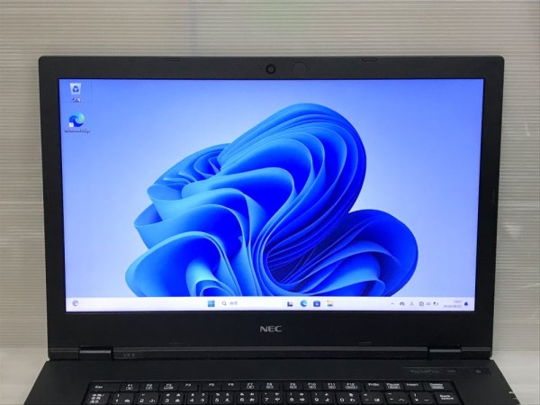 画像2: NEC VersaPro VKT16/X-9 (Core i5-10210U 1.6Ghz/8GB/SSD 256GB/DVD/Wi-Fi/Webカメラ/Windows11 Pro/15.6インチ)