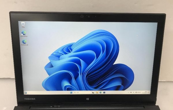 画像2: 東芝 dynabook R82/B (Core m3-6Y30 最大2.2GHz/4GB/SSD 128GB/Wi-Fi/Webカメラ/Windows11 Pro/12.5インチ)