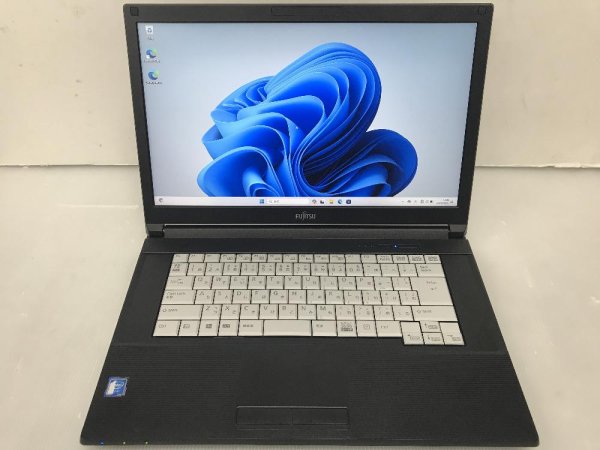 画像1: 富士通 LIFEBOOK A579/B (Celeron-4205U 1.8Ghz/8GB/500GB/DVDマルチ/Windows11 Pro/15.6インチ)