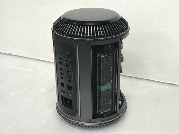 画像2: Apple Mac Pro(Late 2013) (Xeon E5-1650v2 3.5Ghz/64GB/SSD 512GB/Wi-Fi/AMD FirePro D300×2/Mac OS 10.15.7)