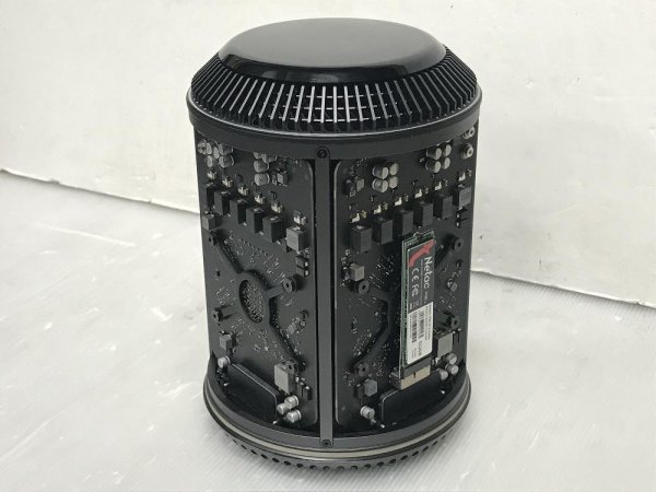 画像3: Apple Mac Pro(Late 2013) (Xeon E5-1650v2 3.5Ghz/64GB/SSD 512GB/Wi-Fi/AMD FirePro D300×2/Mac OS 10.15.7)