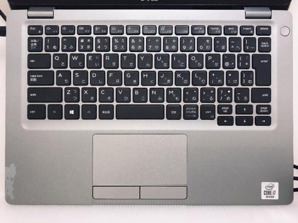 パームレスト左側に塗装ハゲあり