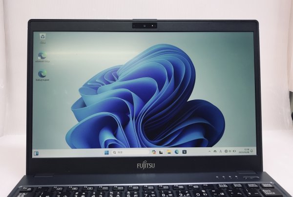 画像2: 富士通 LIFEBOOK U938/V (Core i5-8350U 1.7GHz/8GB/SSD 256GB/Wi-Fi/Webカメラ/Windows11 Pro/13.3インチ)