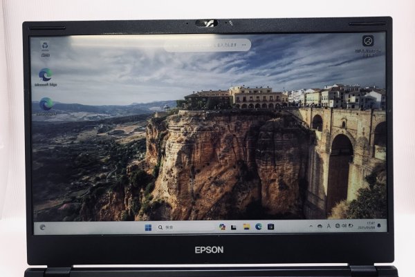 画像2: EPSON Endeavor NA520E (Core i5-8265U 1.6GHz/8GB/SSD 256GB/Wi-Fi/Webカメラ/Windows11 Pro/13.3インチ)