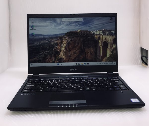 画像1: EPSON Endeavor NA520E (Core i5-8265U 1.6GHz/8GB/SSD 256GB/Wi-Fi/Webカメラ/Windows11 Pro/13.3インチ)