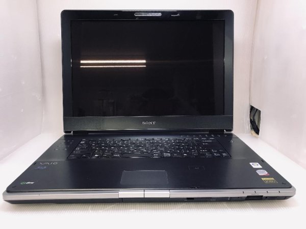 画像1: SONY VAIO VGN-AR85S (Core2 Duo T8300 2.4GHz/2GB/250GB/Blu-rayドライブ/Wi-Fi/GeForce 8600 GT/Window7 Pro 64bit/17inch) 希少なWindows7モデル