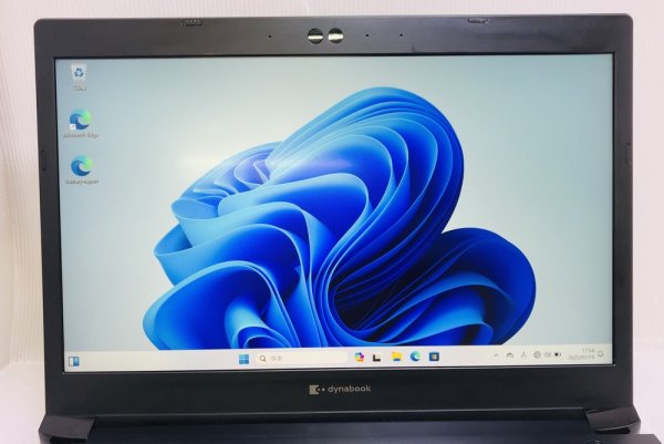 画像2: 東芝 Dynabook S73/HS (Core i5-1135G7 2.4GHz/8GB/SSD 256GB/Wi-Fi/Webカメラ/13.3インチ/Windows 11 Pro)