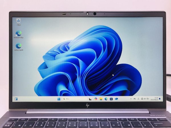 画像2: HP ZBook Firefly14G8 (Core i7-1165G7 2.8GHz/16GB/SSD 1TB/Wi-Fi/Webカメラ/NVIDIA T500/Windows 11 Pro/14インチ)