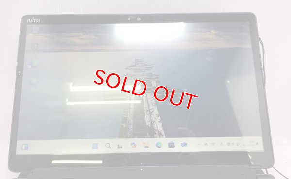 画像2: 富士通 ARROWS Tab Q738/SB (Core i5 8350U 1.7GHz/8GB/128GB/Wi-Fi/Webカメラ/Windows 11 Pro/13.3インチ)