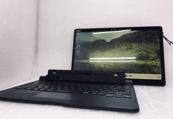 画像8: [B級品]富士通 ARROWS Tab Q738/SB (Core i5 8350U 1.7GHz/8GB/128GB/Wi-Fi/Webカメラ/Windows 11 Pro/13.3インチ)